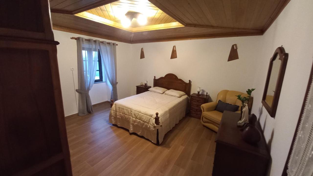 Вилла Casa Da Rosa Porreiras Паредиш-ди-Кора Экстерьер фото